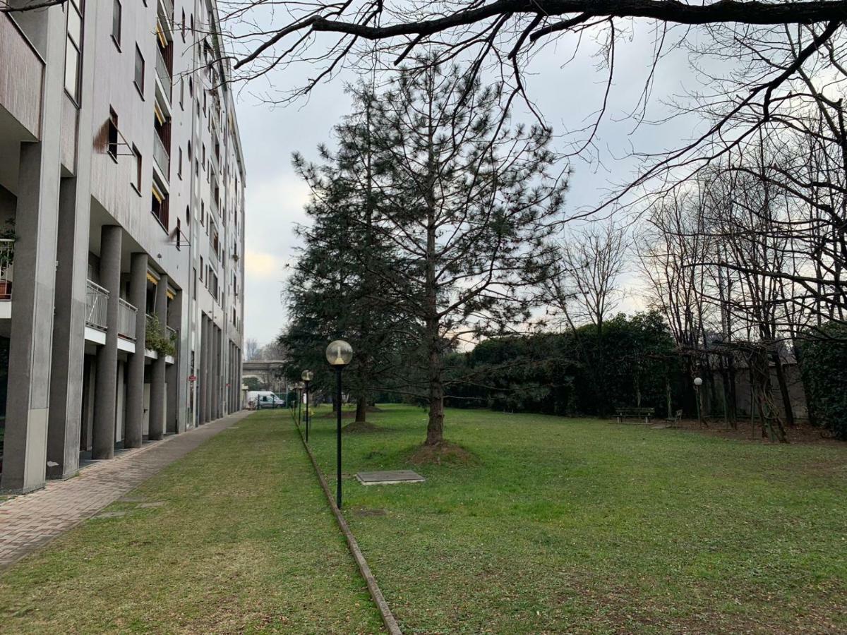 Il Giardino Dell'Artista Stylish Home A Milano Exterior foto